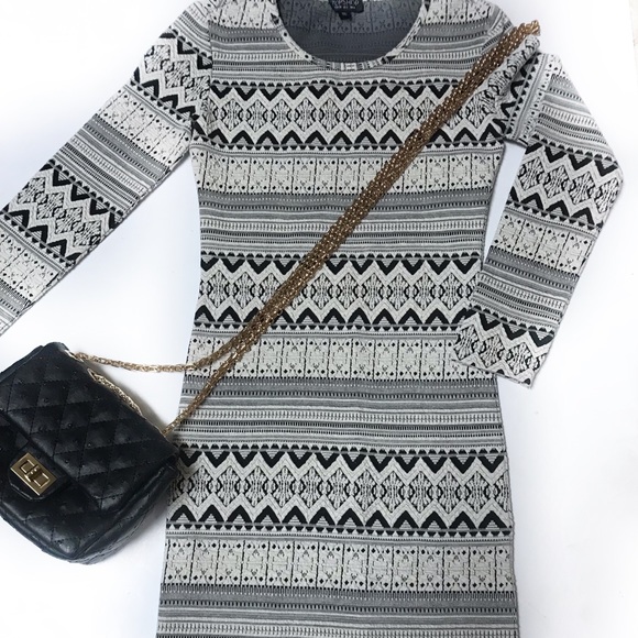 Topshop Dresses & Skirts - Topshop long sleeve dress 2